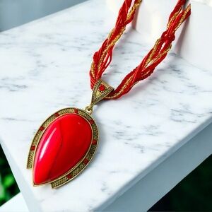 🆕 Red Beaded Necklace with Stone Teardrop Pendant